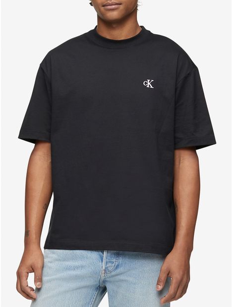 Camiseta-con-logo