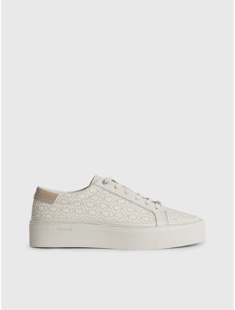 Zapatillas-de-materiales-reciclados-con-plataforma-y-logotipo