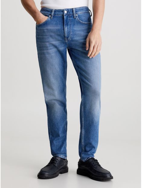 Regular-Tapered-jeans