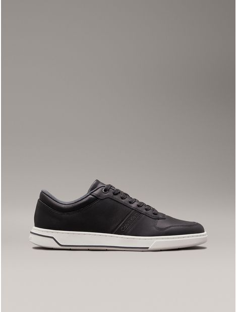 Zapatillas-de-cuero-con-logotipo