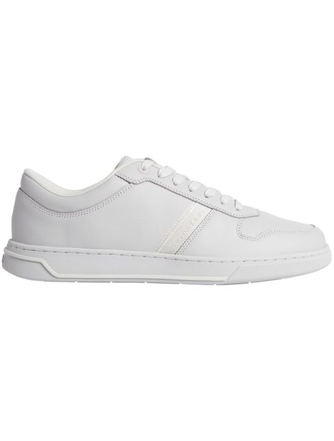 Zapatillas-de-cuero-con-logotipo