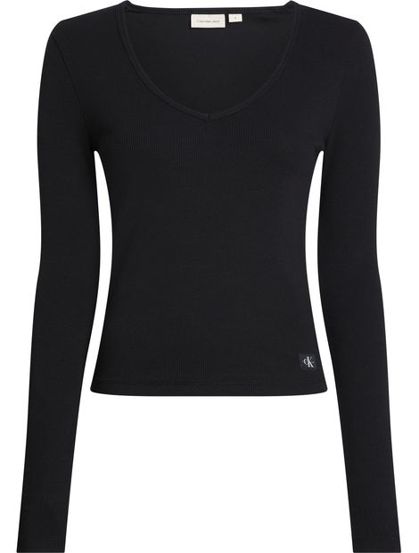 Camiseta-manga-larga-con-escote-en-v