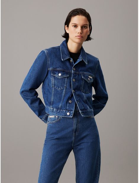 Chaqueta-denim-cropped-de-los-años-90