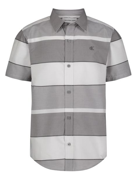 Camisa-de-manga-corta-a-rayas-para-niño