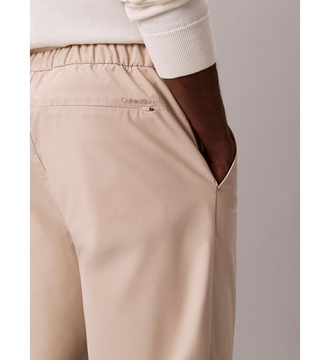 Peak CK−180 Pantalón slim tech pull on - calvinpanama| Calvin Klein Panamá