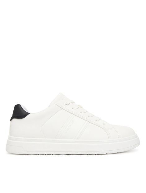 Zapatillas-bajas-con-cordones